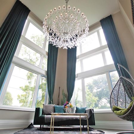 Modernized Five Bedroom Villa Richmond Hill Exteriör bild